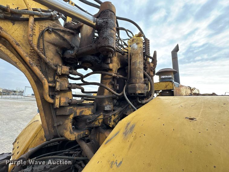 image for item DJ9740 1990 Caterpillar 621E conventional scraper 