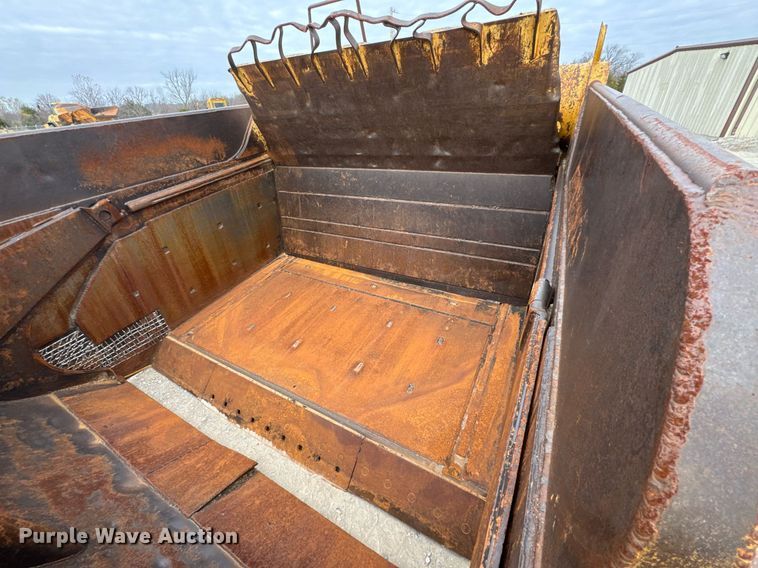 image for item DJ9740 1990 Caterpillar 621E conventional scraper 