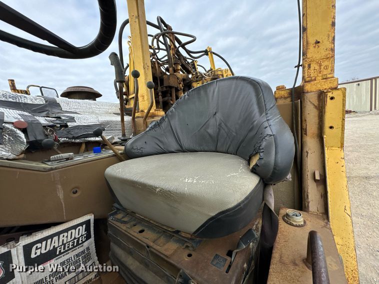 image for item DJ9740 1990 Caterpillar 621E conventional scraper 