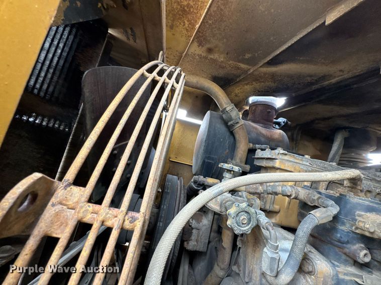 image for item DJ9740 1990 Caterpillar 621E conventional scraper 