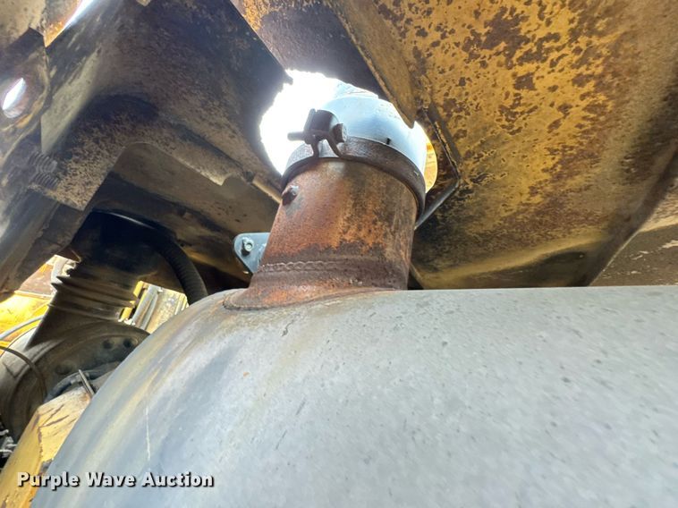 image for item DJ9740 1990 Caterpillar 621E conventional scraper 