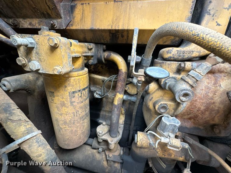 image for item DJ9740 1990 Caterpillar 621E conventional scraper 