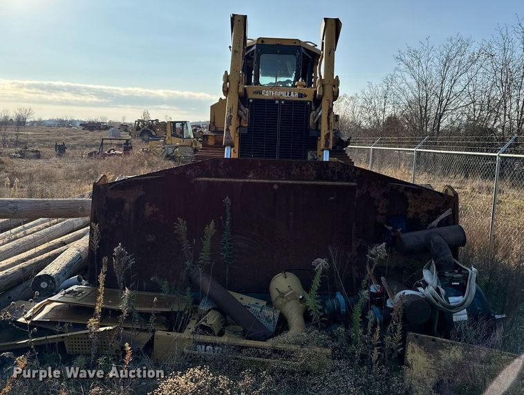 image for item DJ9744 Caterpillar D8N dozer