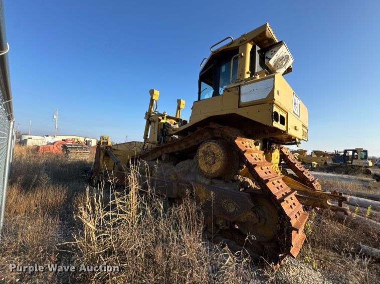 image for item DJ9744 Caterpillar D8N dozer