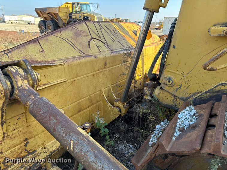 image for item DJ9744 Caterpillar D8N dozer