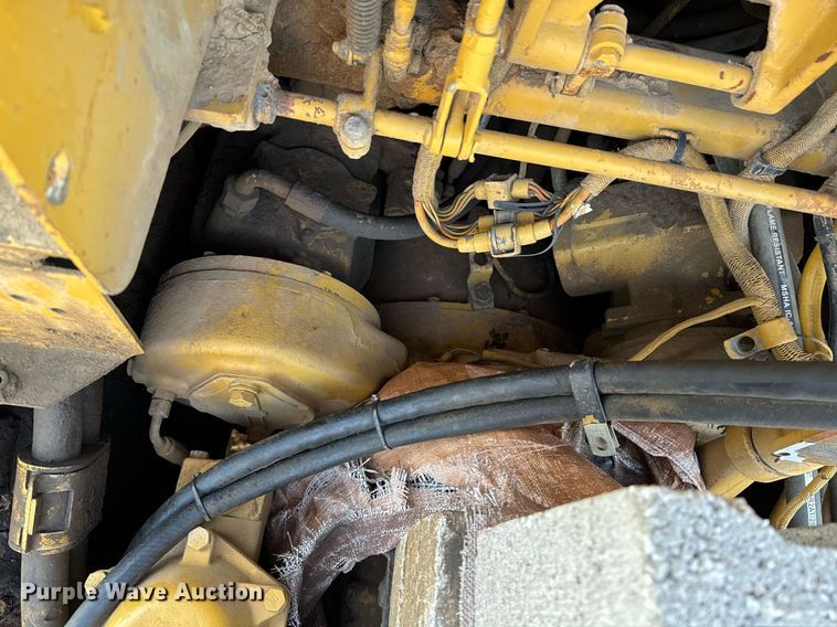 image for item DJ9744 Caterpillar D8N dozer