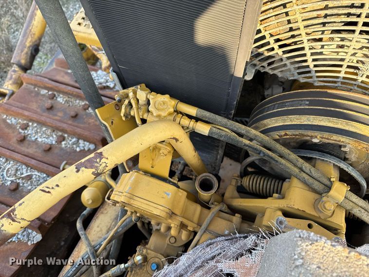 image for item DJ9744 Caterpillar D8N dozer