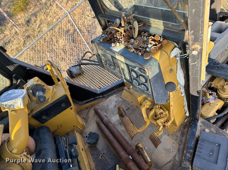 image for item DJ9744 Caterpillar D8N dozer