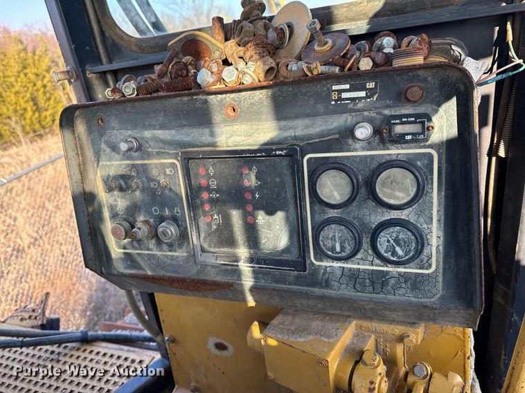 image for item DJ9744 Caterpillar D8N dozer