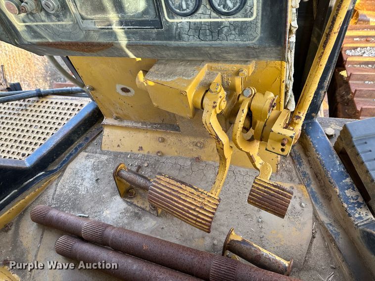 image for item DJ9744 Caterpillar D8N dozer