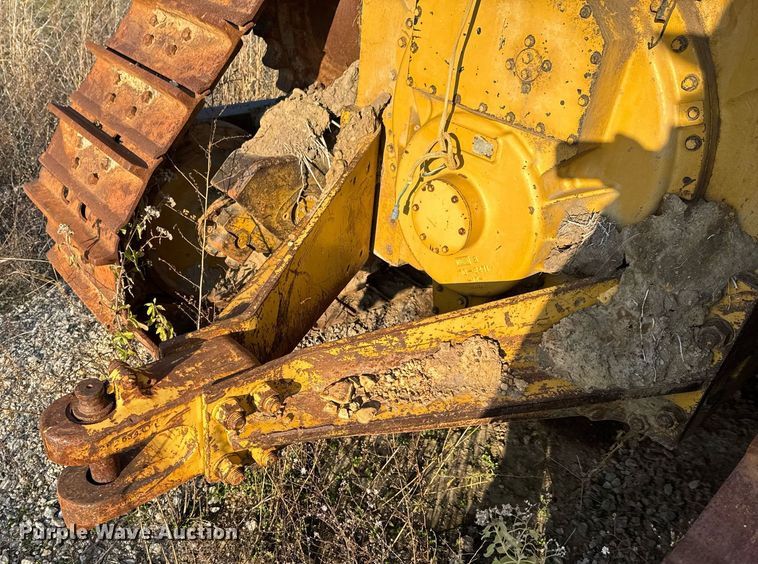 image for item DJ9744 Caterpillar D8N dozer