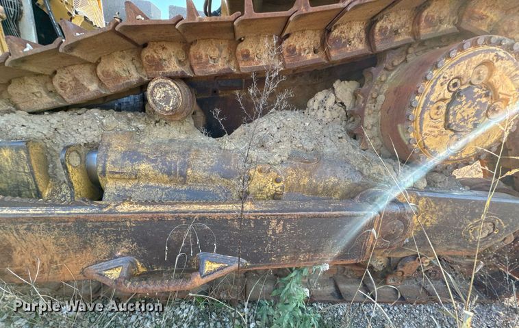 image for item DJ9744 Caterpillar D8N dozer