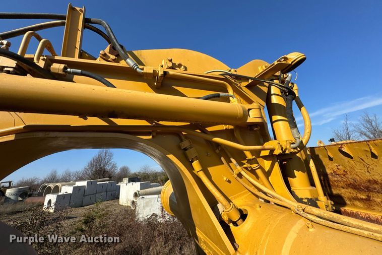 image for item DJ9747 1987 Caterpillar 621E conventional scraper 