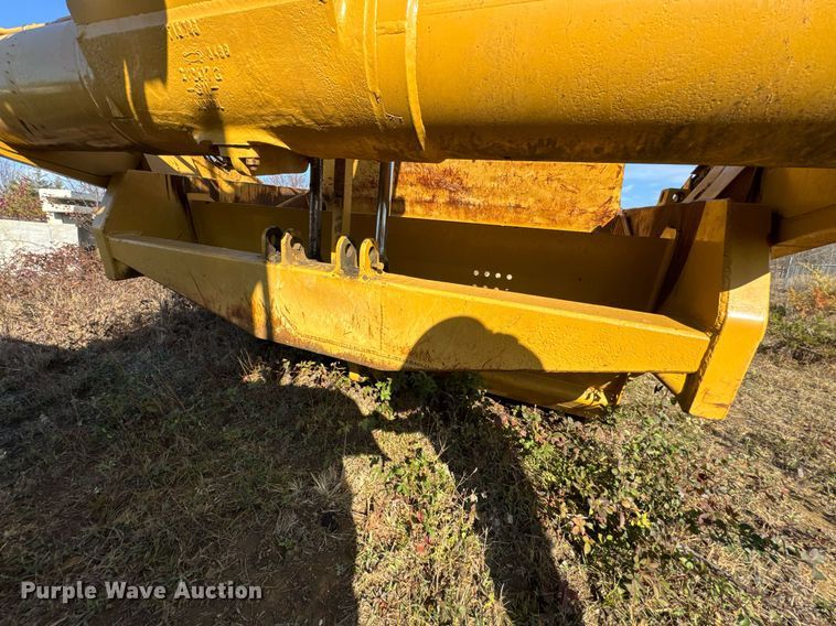 image for item DJ9747 1987 Caterpillar 621E conventional scraper 