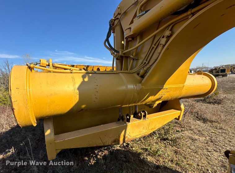 image for item DJ9747 1987 Caterpillar 621E conventional scraper 