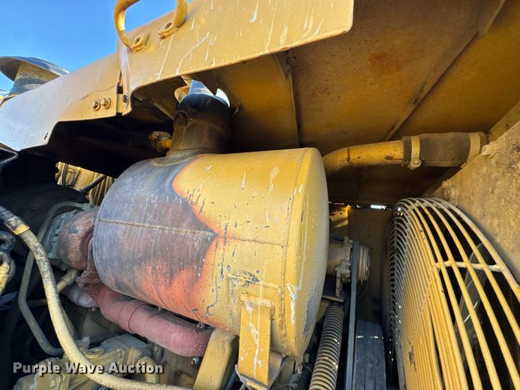 image for item DJ9747 1987 Caterpillar 621E conventional scraper 