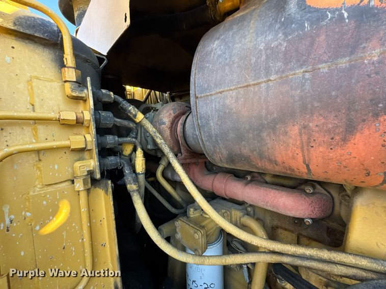 image for item DJ9747 1987 Caterpillar 621E conventional scraper 