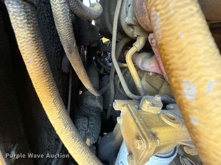 image for item DJ9747 1987 Caterpillar 621E conventional scraper 