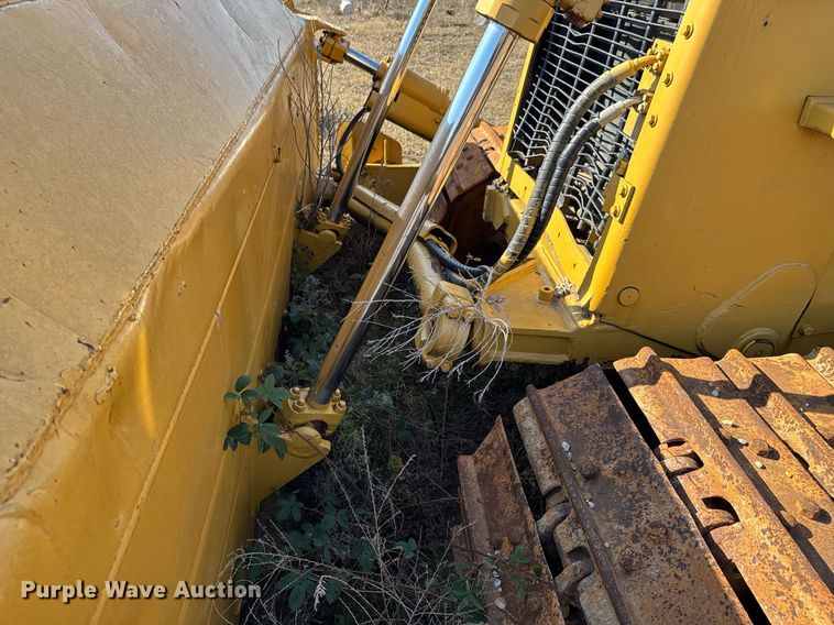 image for item DJ9748 Caterpillar D7H dozer