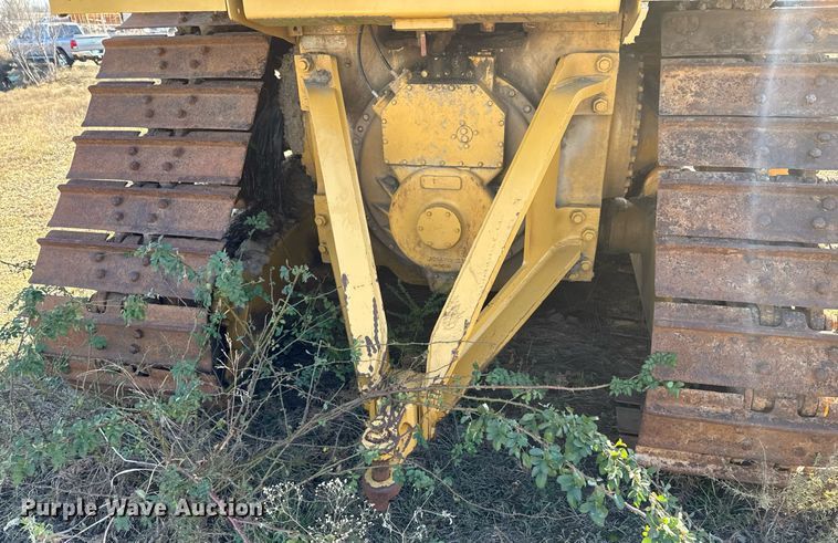 image for item DJ9748 Caterpillar D7H dozer
