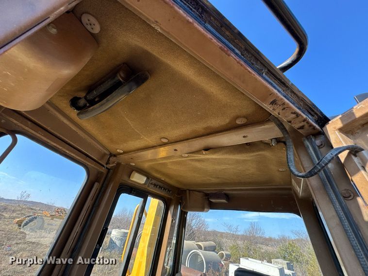 image for item DJ9748 Caterpillar D7H dozer