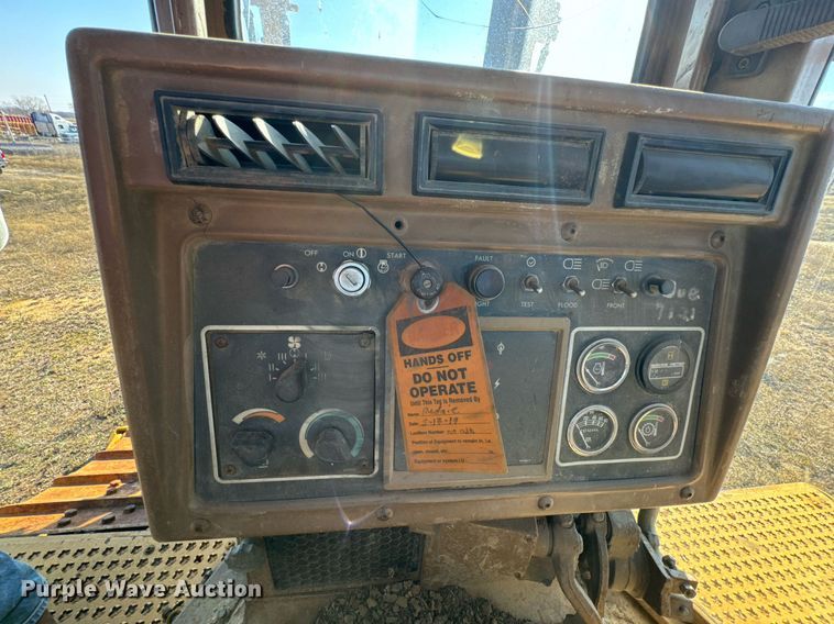 image for item DJ9748 Caterpillar D7H dozer