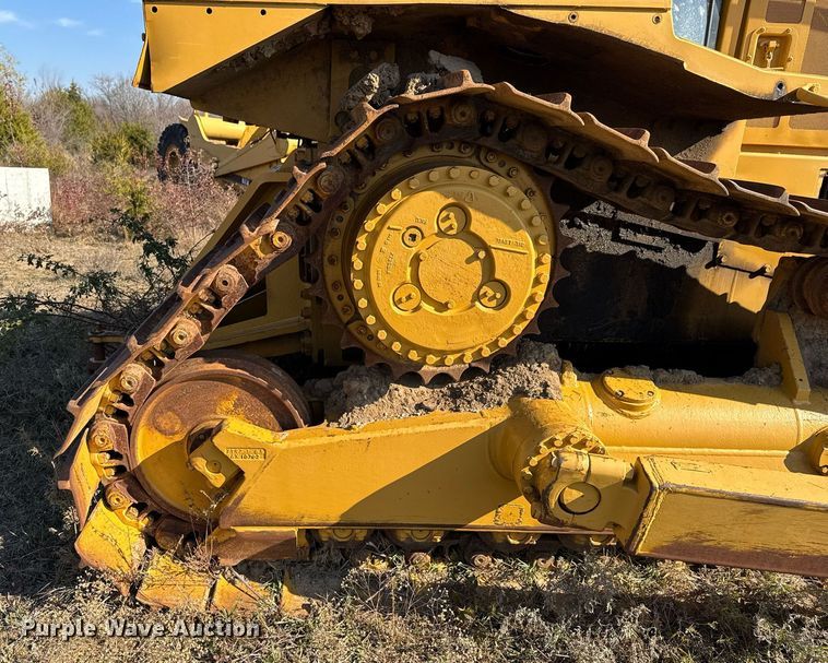 image for item DJ9748 Caterpillar D7H dozer