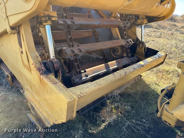 image for item DJ9749 1989 Caterpillar 615C elevating scraper