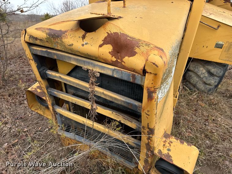 image for item DJ9759 1994 Dresser 412B scraper