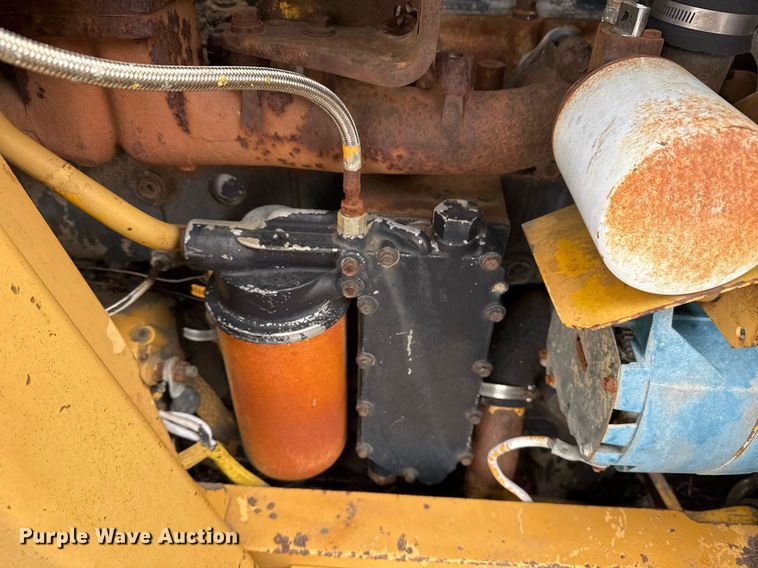 image for item DJ9759 1994 Dresser 412B scraper