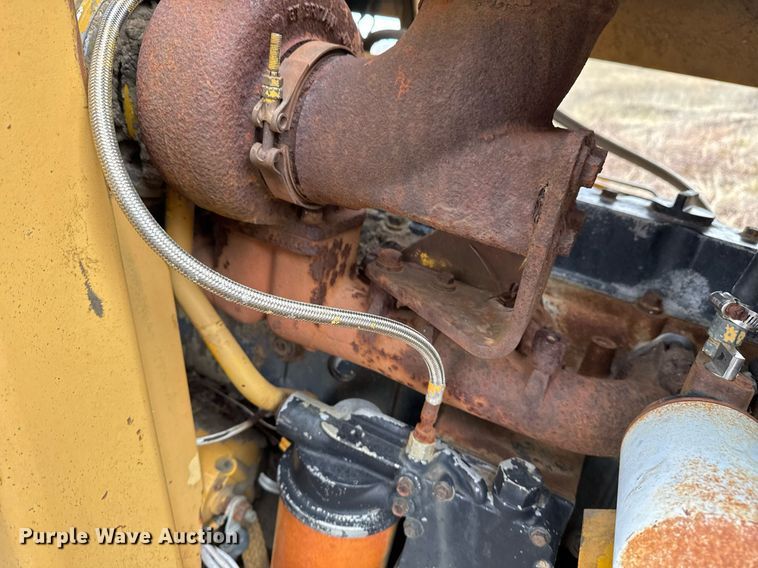 image for item DJ9759 1994 Dresser 412B scraper