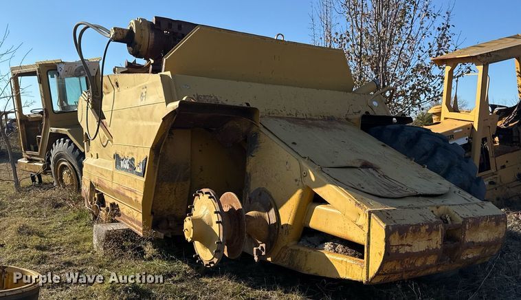 image for item DJ9760 1990 Caterpillar 613B elevating scraper