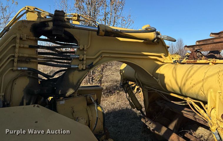 image for item DJ9760 1990 Caterpillar 613B elevating scraper