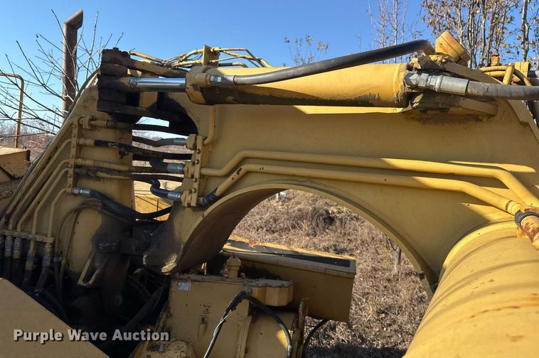 image for item DJ9760 1990 Caterpillar 613B elevating scraper