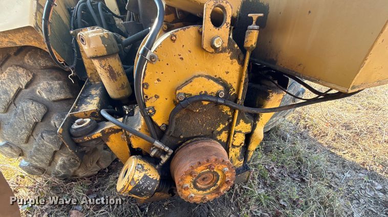 image for item DJ9760 1990 Caterpillar 613B elevating scraper