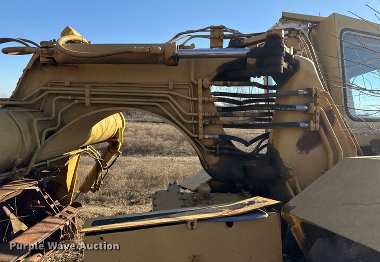 image for item DJ9760 1990 Caterpillar 613B elevating scraper