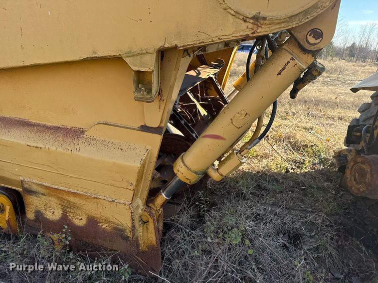 image for item DJ9760 1990 Caterpillar 613B elevating scraper