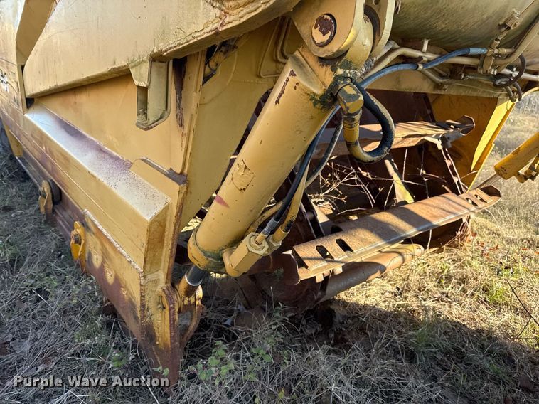 image for item DJ9760 1990 Caterpillar 613B elevating scraper
