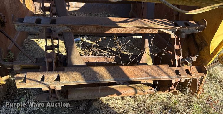 image for item DJ9760 1990 Caterpillar 613B elevating scraper