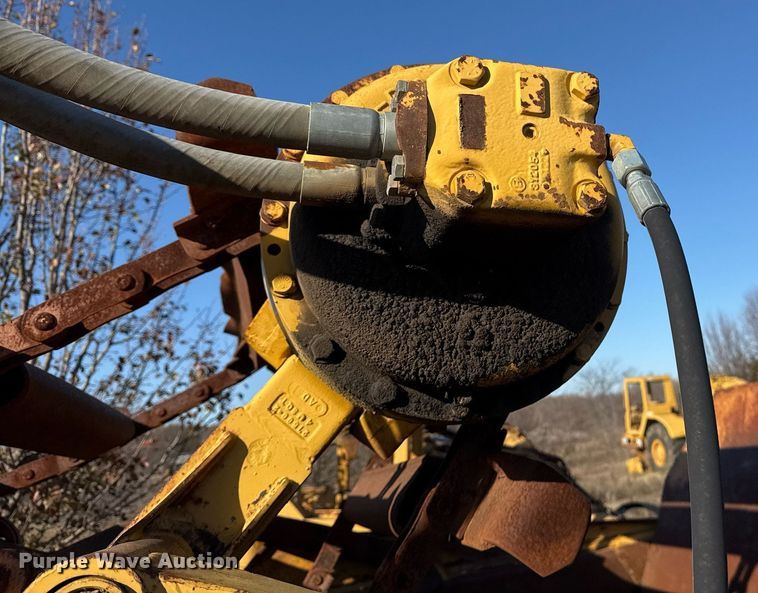 image for item DJ9760 1990 Caterpillar 613B elevating scraper