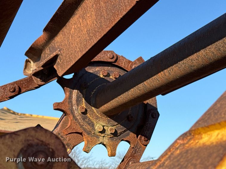 image for item DJ9760 1990 Caterpillar 613B elevating scraper