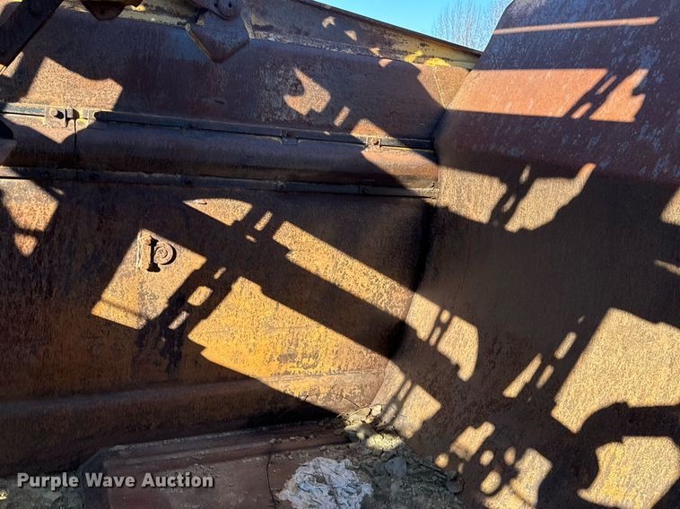 image for item DJ9760 1990 Caterpillar 613B elevating scraper