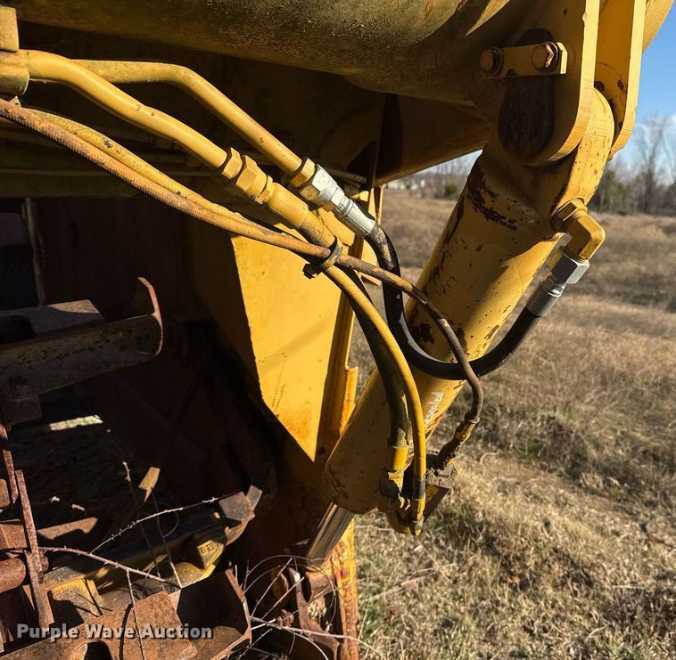 image for item DJ9760 1990 Caterpillar 613B elevating scraper