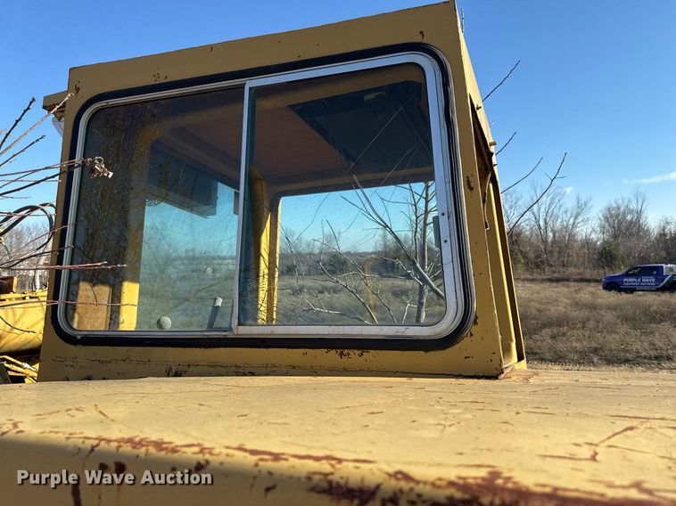 image for item DJ9760 1990 Caterpillar 613B elevating scraper