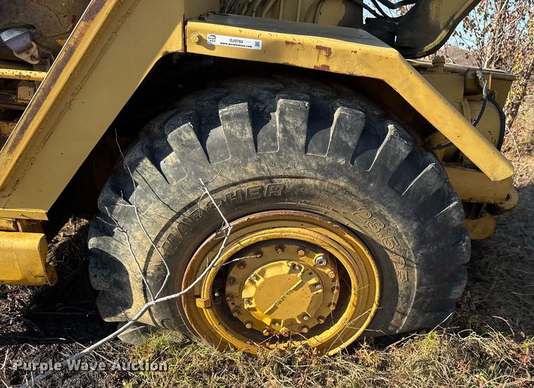 image for item DJ9760 1990 Caterpillar 613B elevating scraper