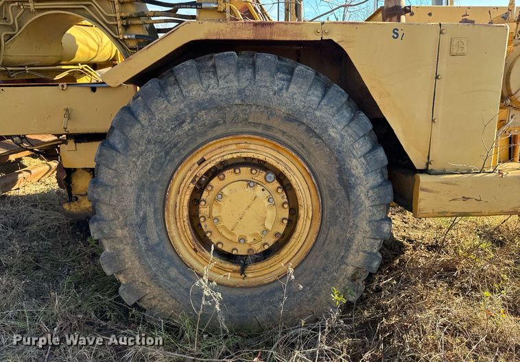 image for item DJ9760 1990 Caterpillar 613B elevating scraper