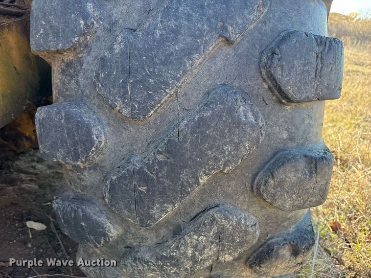 image for item DJ9760 1990 Caterpillar 613B elevating scraper