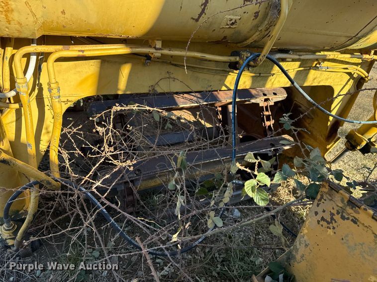 image for item DJ9761 1979 Caterpillar 613B elevating scraper