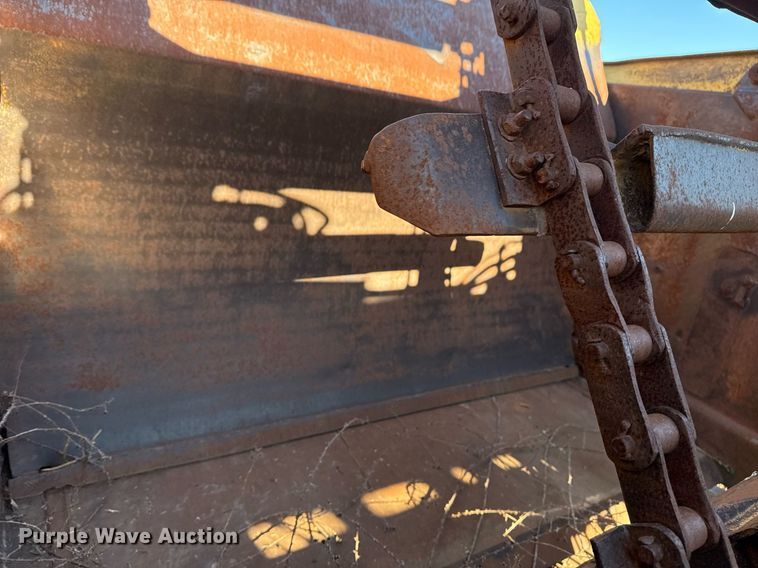 image for item DJ9761 1979 Caterpillar 613B elevating scraper