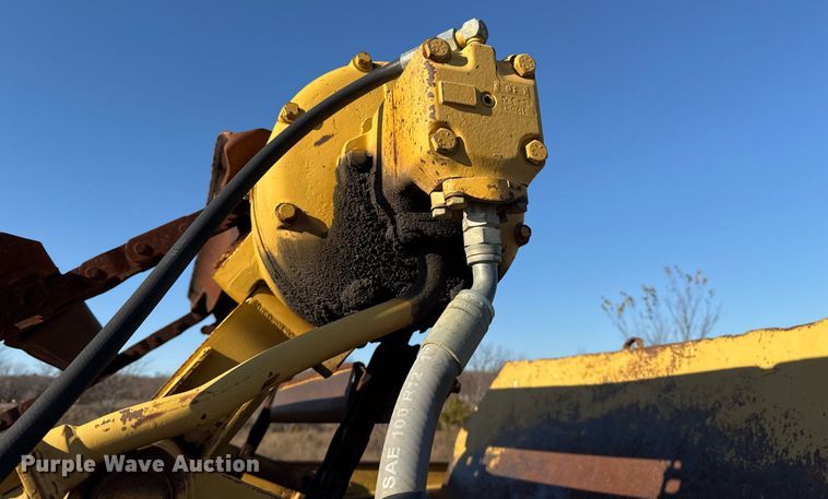 image for item DJ9761 1979 Caterpillar 613B elevating scraper